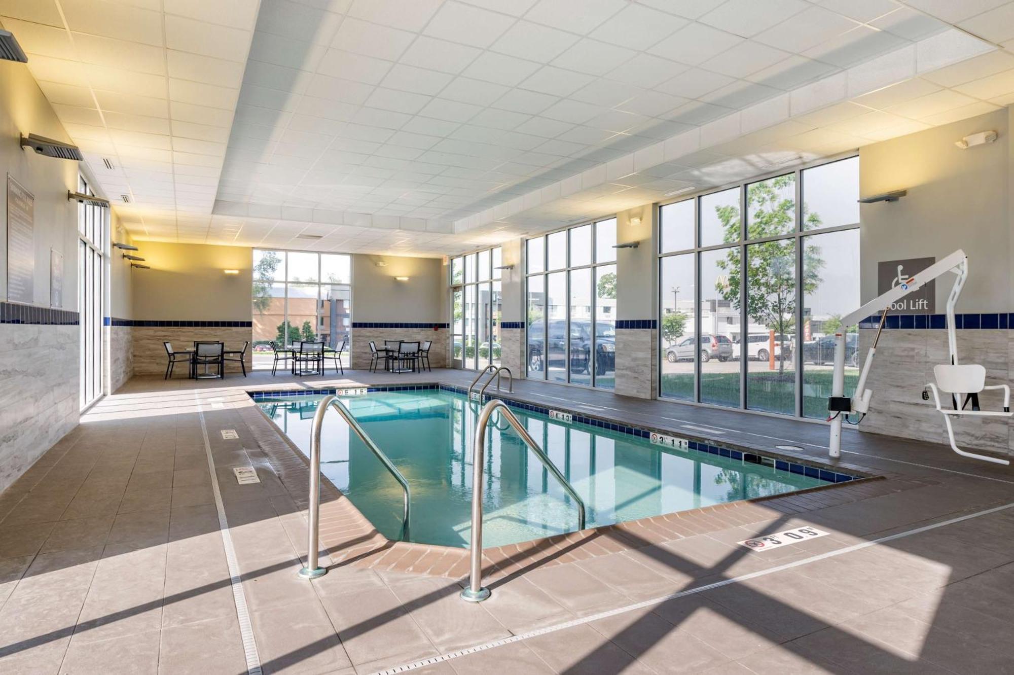 Glo Best Western Lexington Esterno foto